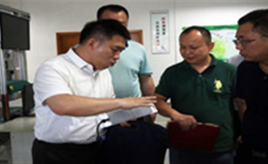 【公司動態(tài)】成都市經(jīng)信委領(lǐng)導(dǎo)調(diào)研華體LED照明技術(shù)