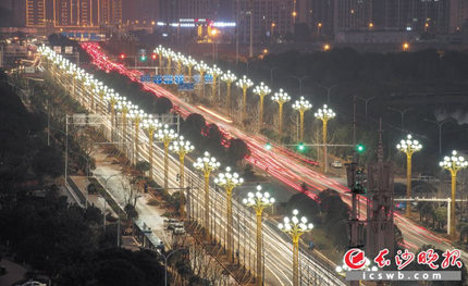 長沙首條智慧路燈示范段，有“顏值”，更有“才華”